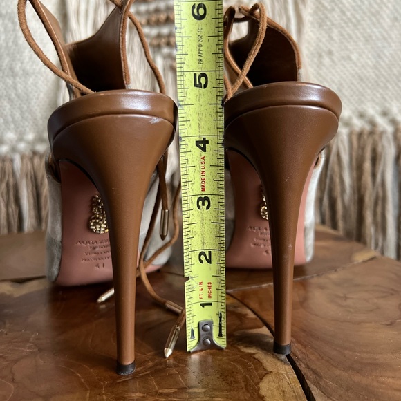 Suede leather patched gorgeous booties peep toe heels - Picture 5 of 10